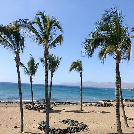 Апартаменты Luxury Near The Big Beach Тиас